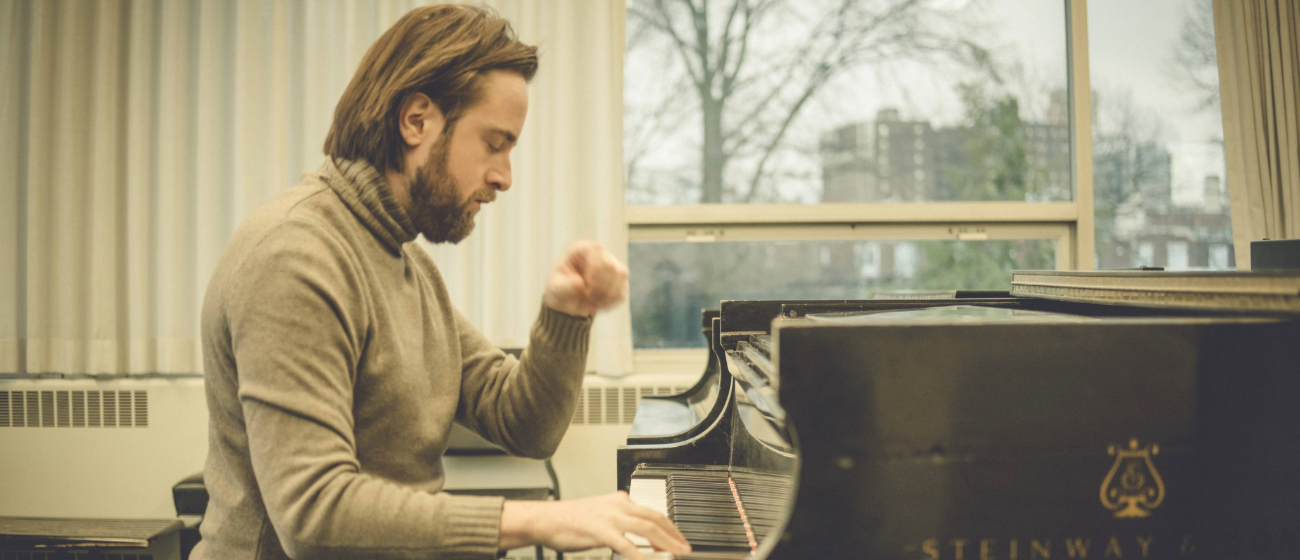 Trifonov 1300 x 560